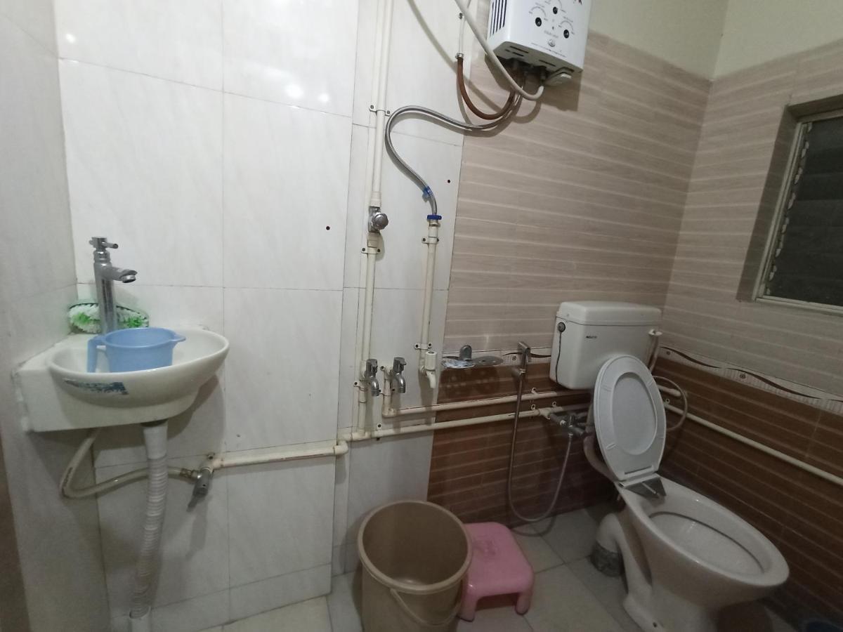 Malwade Motels Pune Bagian luar foto