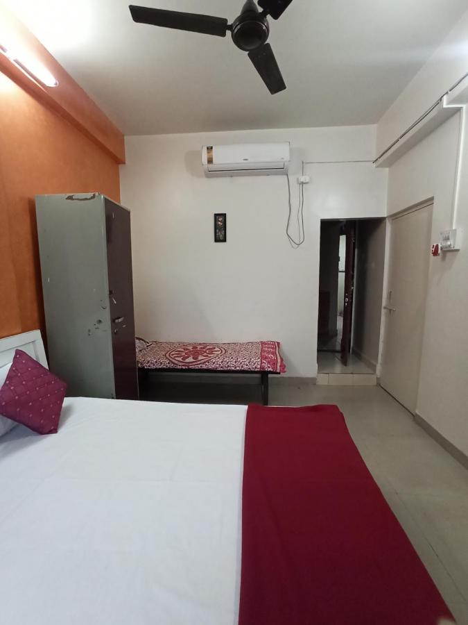 Malwade Motels Pune Bagian luar foto